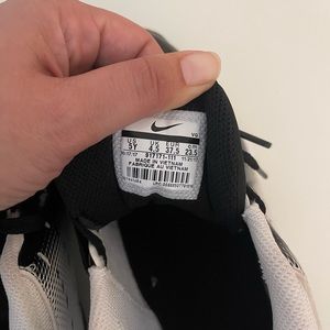 Nike Vapor fastflex cleats youth size 5Y